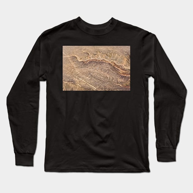 Humming Bird Nazca Lines, Peru. Long Sleeve T-Shirt by bulljup